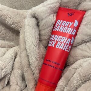 YS Berry Sangria Body Scrub - Vibrant Red